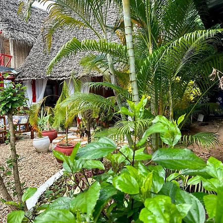 Pole Pole House Hotel Nungwi Buitenkant foto